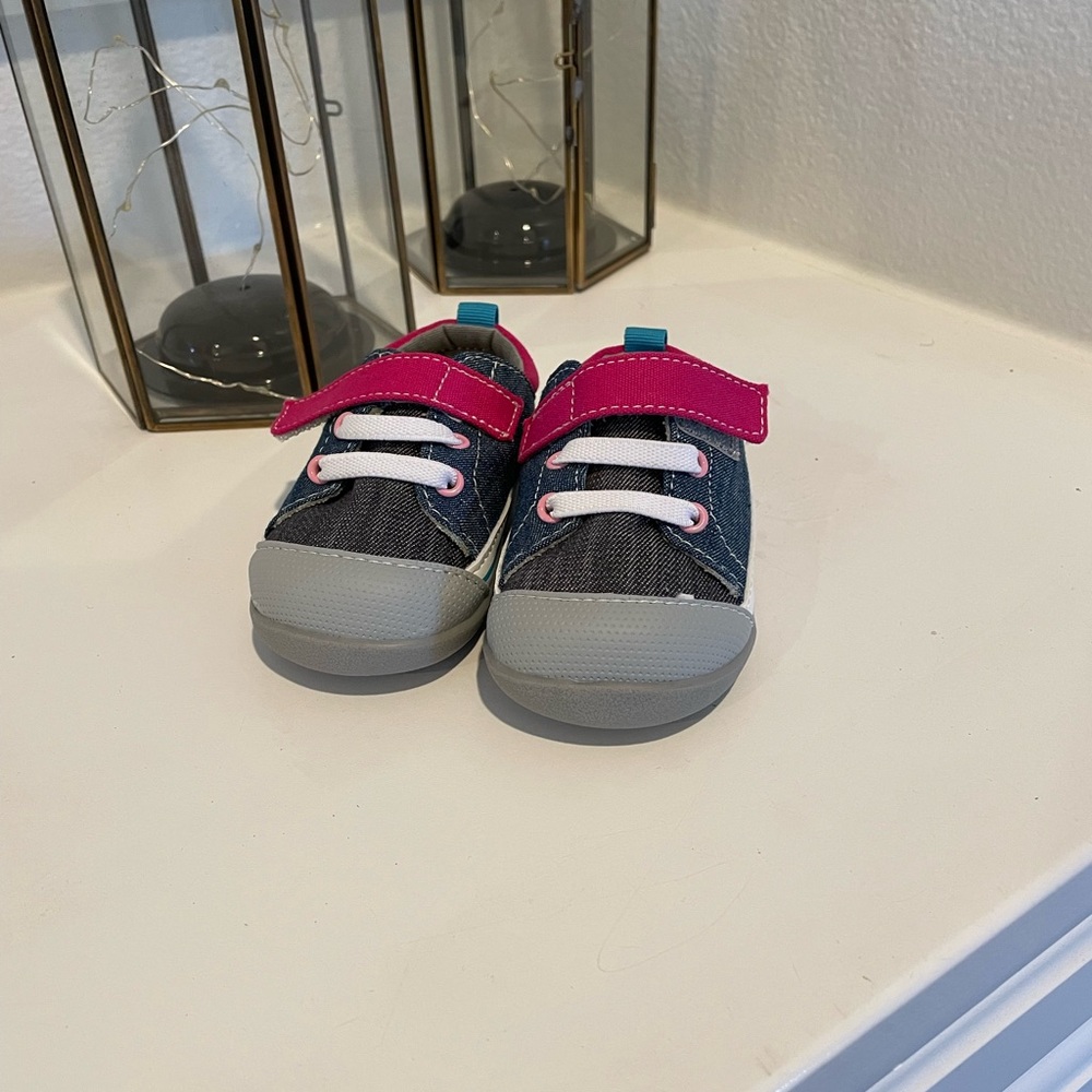 See Kai Run Stevie II First Walker Denim NWOT